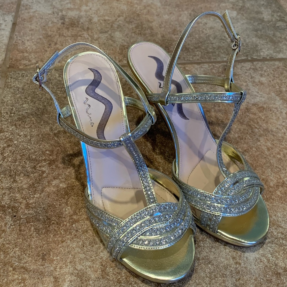 Nina Gold Champagne Sparkle Heels 9